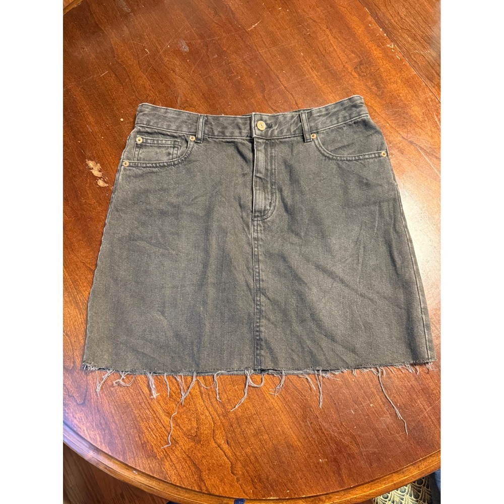 F&F Womens Black Denim Mini Skirt Raw Hem Frayed Charcoal Grey Size 6 US